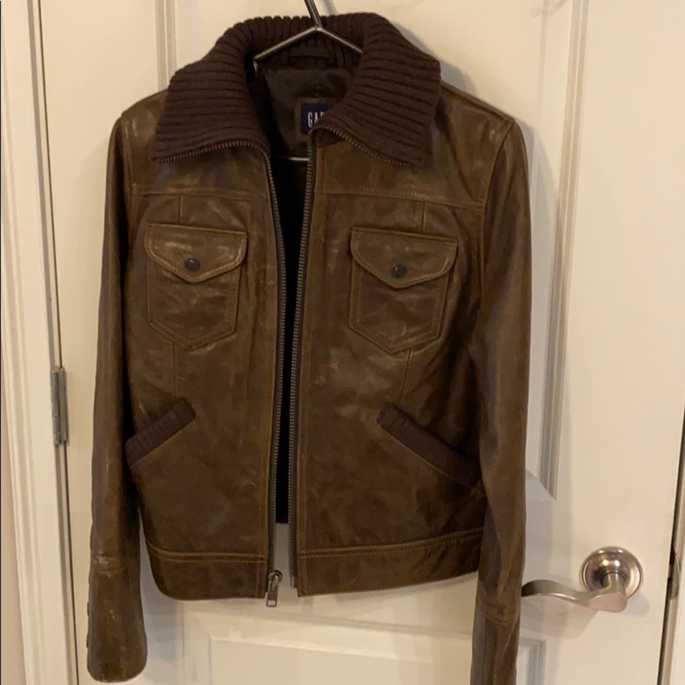 Brand New Brown Distressed Leather Jacket size M.